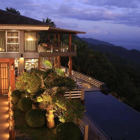 The Oriental Luxury Suites Tagaytay Tagaytay City Exterior photo