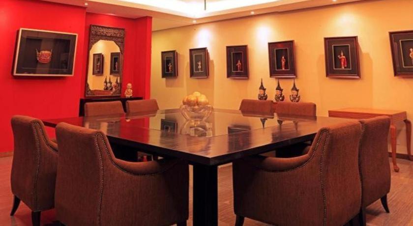 The Oriental Luxury Suites Tagaytay Tagaytay City Exterior photo
